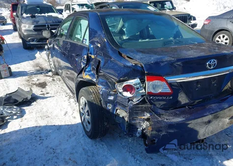 2013 Toyota Corolla L z USA, uszkodzony, nr VIN 2T1BU4EE4DC013564